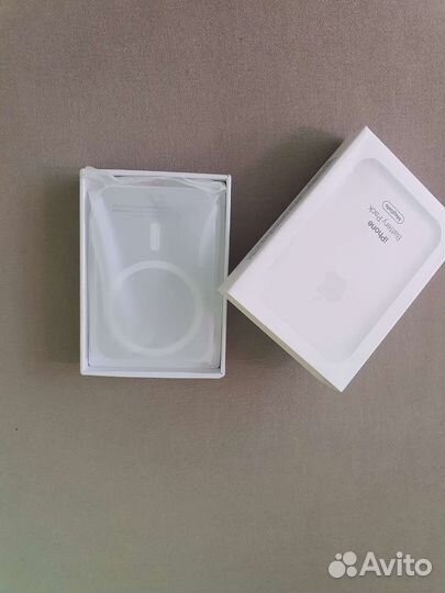 Павербанк apple