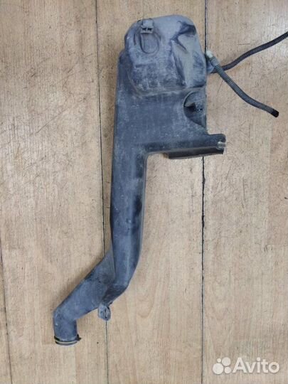 Бачок омывателя Opel Zafira B минивен Z18XE 2005