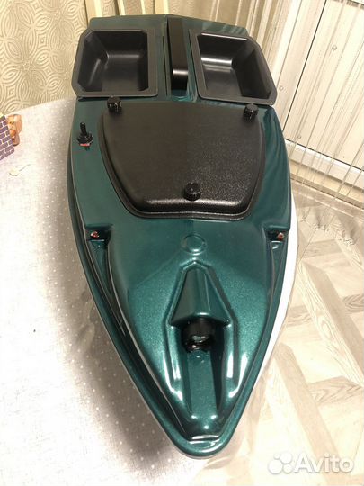 Корпус прикормочного кораблика