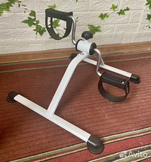 Тренажер велосипед
