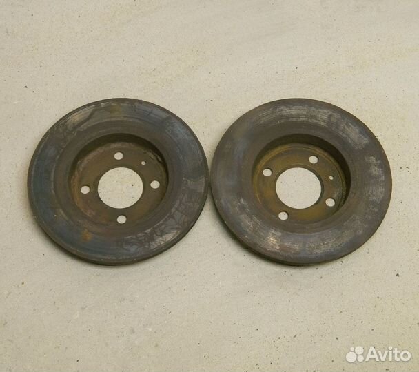 Диск тормозной передний VW Golf 3 1.8