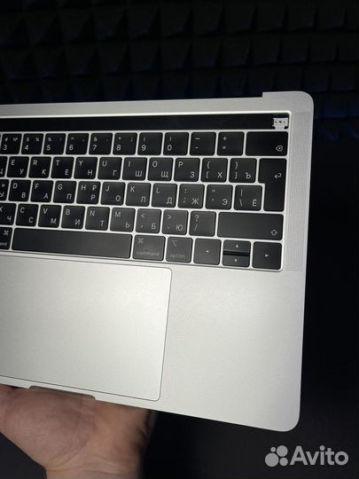 Топкейс MacBook Pro 13