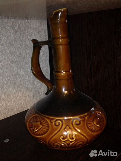 Кувшин для вина