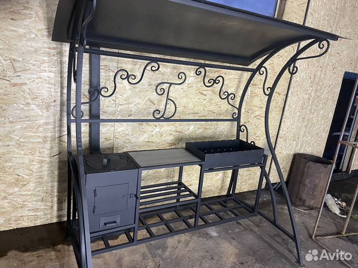 Мангал с крышей от производителя