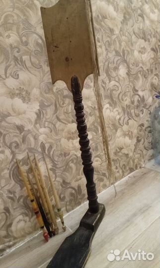 Прялка деревянная старинная с веретеном