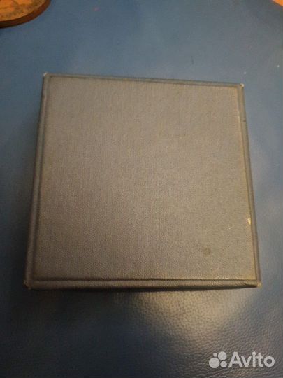 Мeдaль настoльная 60 лeт вчк-кгб