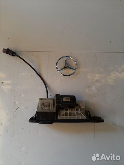 Ручка багажника с камерой в сборе Mercedes