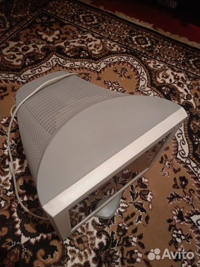 Монитор LG