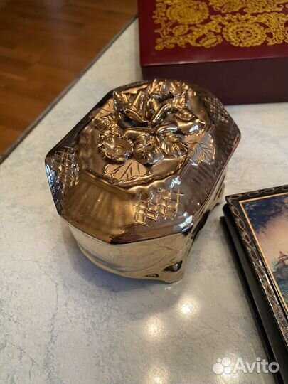 Шкатулки разные