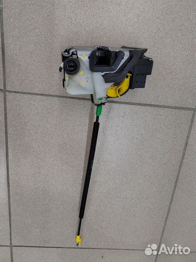 Замок задний левый Chevrolet Cruze