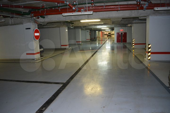 Машиноместо, 25 м²