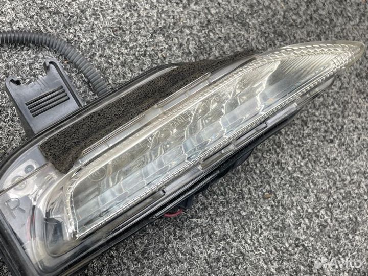 Фара противотуманная передняя правая Infiniti Q50