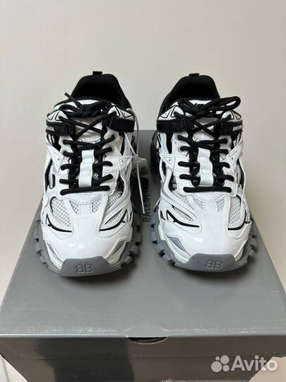 Balenciaga track 2 black white