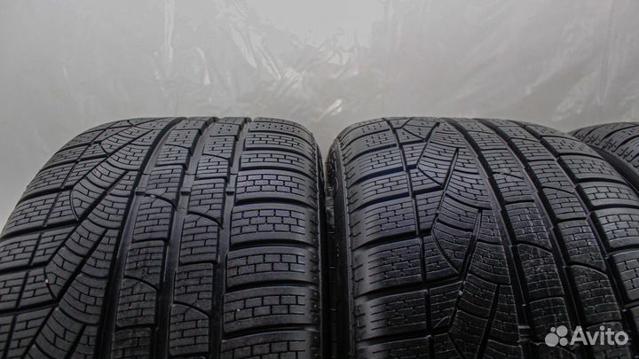 Pirelli Winter Sottozero 240 Serie II 255/40 R18 95V
