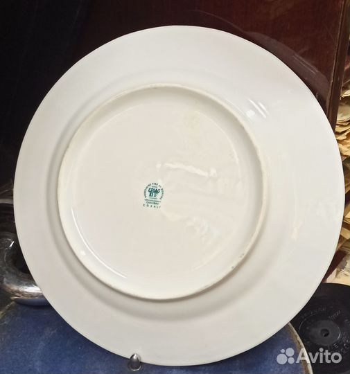 Тарелка 