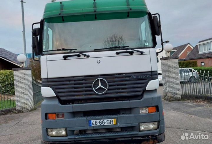 В разборке грузовик Mercedes,Actros MPI 1996-2002
