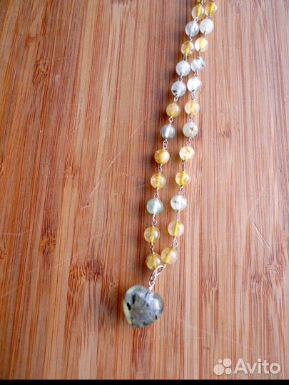 Серебряное колье из рутилового кварца и пренита