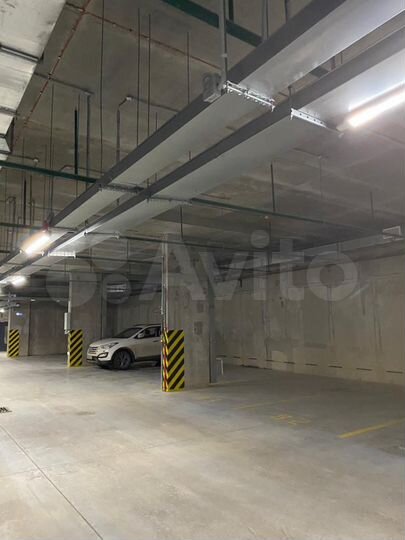 Машиноместо, 13 м²