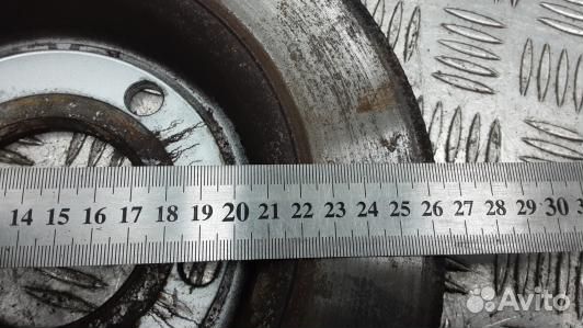 Диск тормозной задний mazda 3 2 (XBN13LR01)