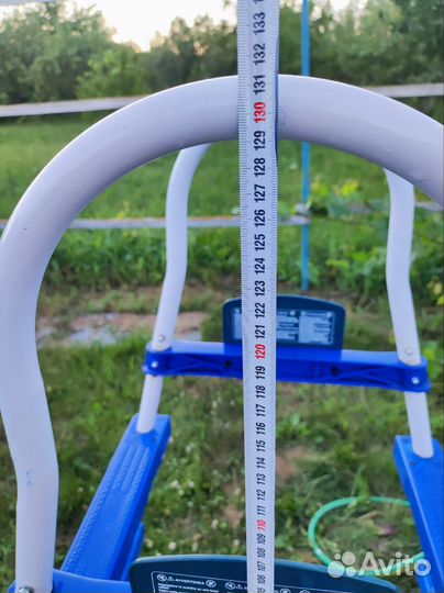 Лестница для бассейна