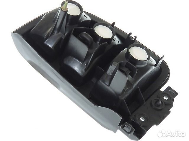 Фонарь задний левый (трехцветный) Rav4