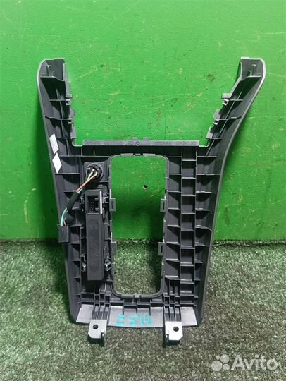 Накладка селектора АКПП Opel astra H 2009