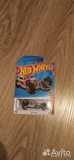 Машинка хот вилс TH