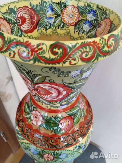 Городецкая роспись.Ваза резная