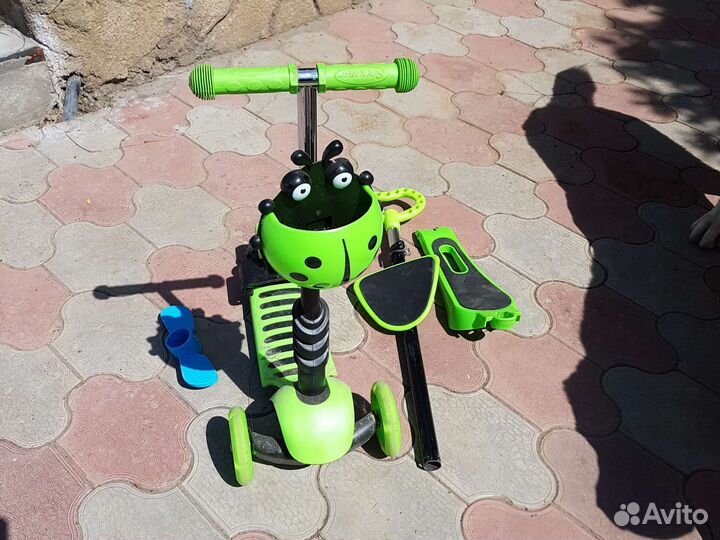 Самокат детский трехколесный с сиденьем б/у