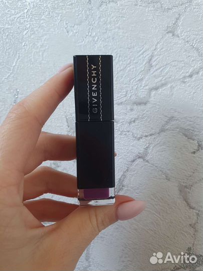 Givenchy помада новая