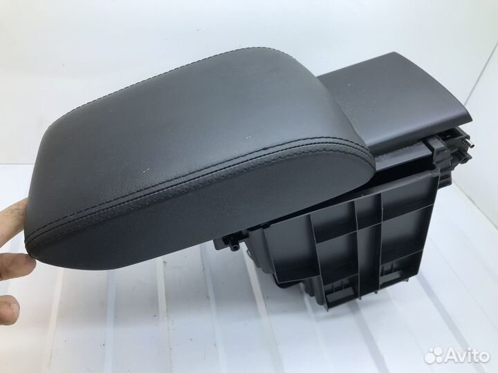 Подлокотник Mazda 6 GJ