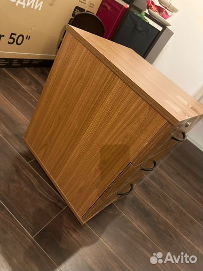 Тумба выкатная с ящиками