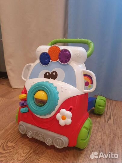 Развивающий автомобиль Каталка-ходунки Chicco