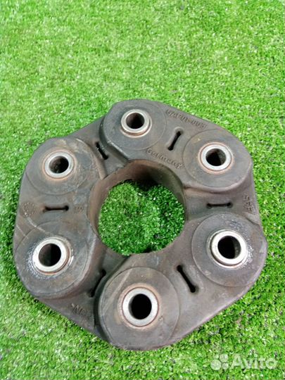 Муфта карданного вала Volkswagen Touareg 7LA AZZ