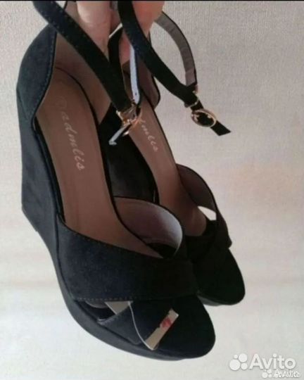 Новые Босоножки Замшевые 39