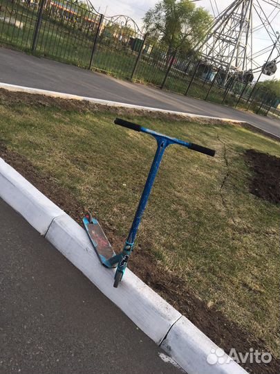 Трюковой самокат кастом парк