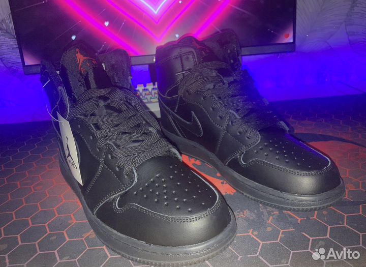 Nike air jordan 1 зимние
