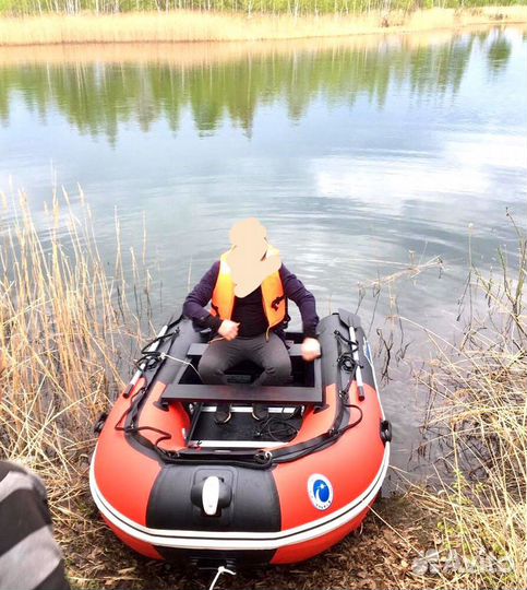 Лодка Stormline 310