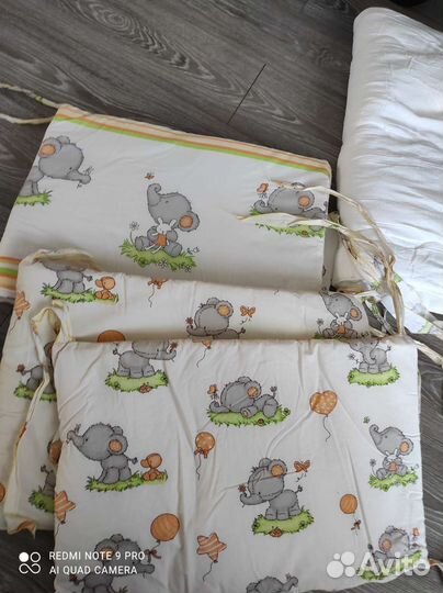 Бортики в кроватку