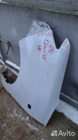 Крыло Toyota BB 20