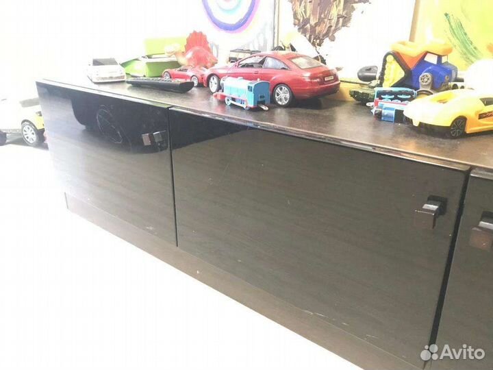 Тумба под телевизор