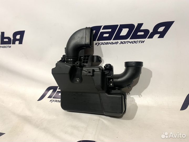 Резонатор воздушного фильтра Kia Rio 3(10-17)