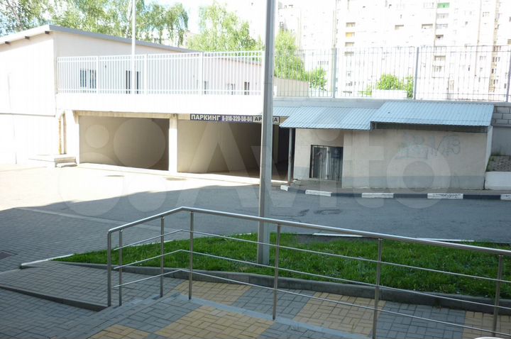 Машиноместо, 20 м²