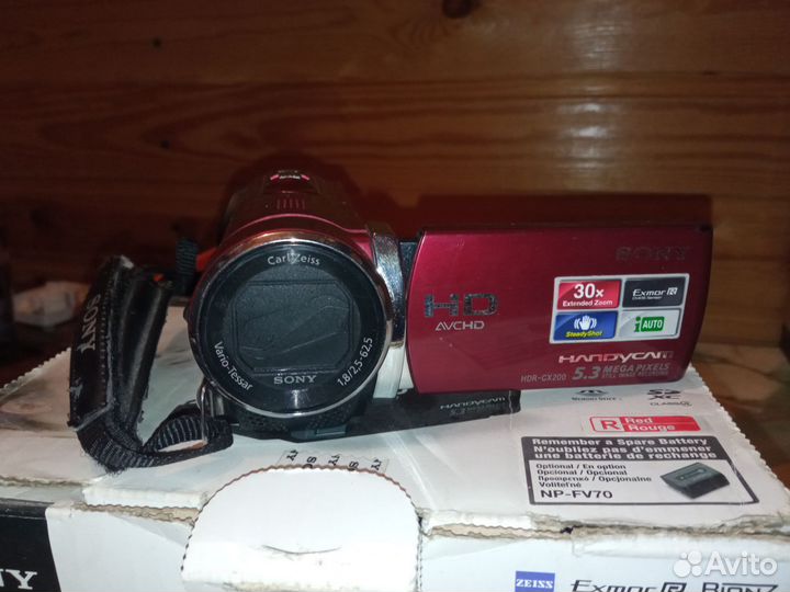 Видеокамера sony HDR-CX200E