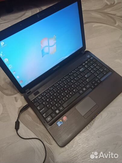 Продаю ноутбук Samsung