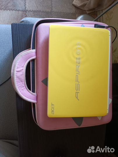 Нетбук acer aspire one