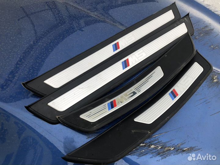 Накладки на пороги BMW M5 F10