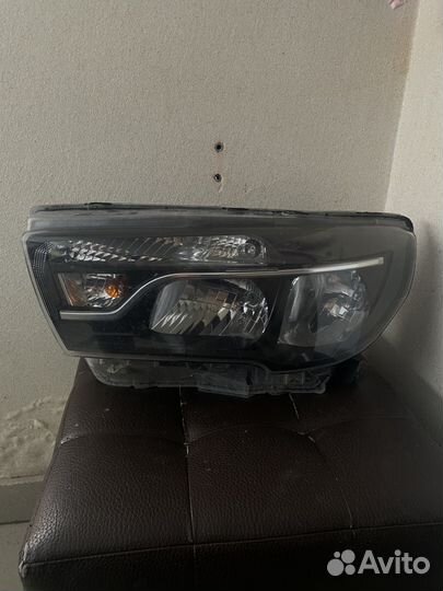 Фары на LADA vesta