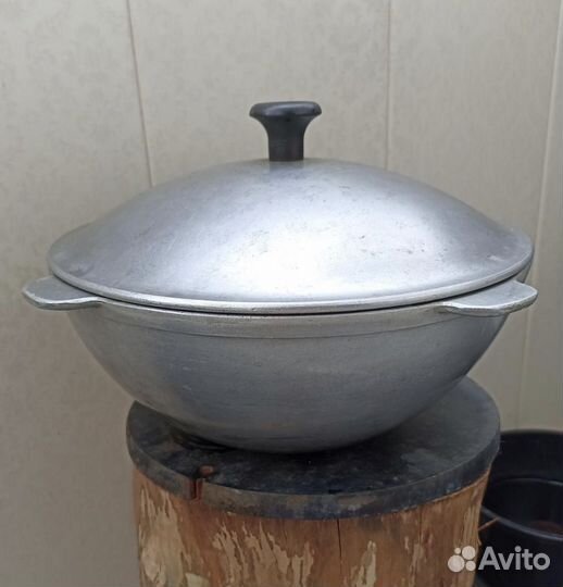 Казан чугунный СССР