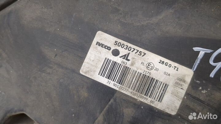 Фара (передняя) левая Iveco Daily 3